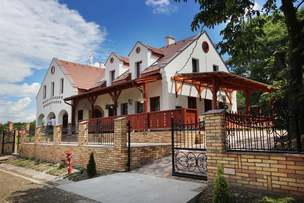 Gesztenyés Vendégház Garáb Extérieur photo